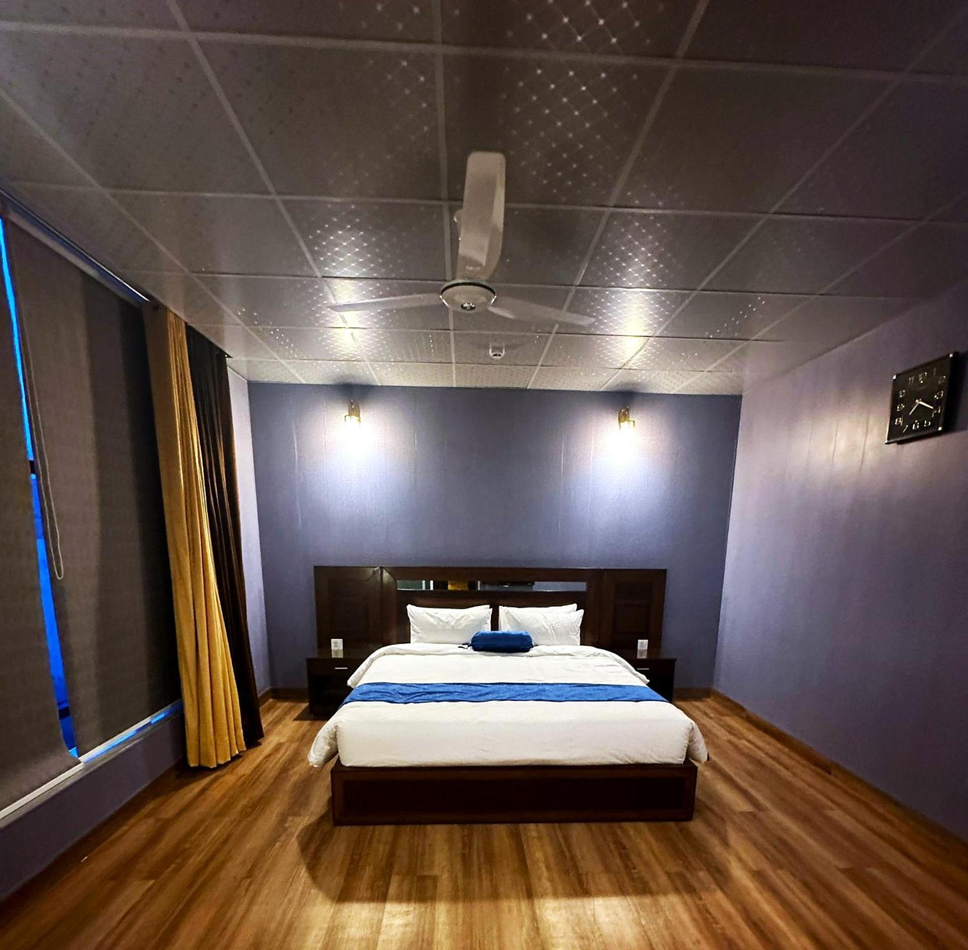 Luxury Apartment In Dha Phase 8, Near Allama Iqbal International Airport Lahore Exterior foto