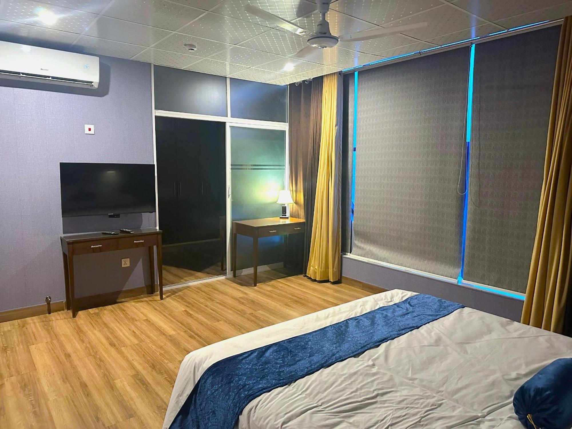 Luxury Apartment In Dha Phase 8, Near Allama Iqbal International Airport Lahore Exterior foto